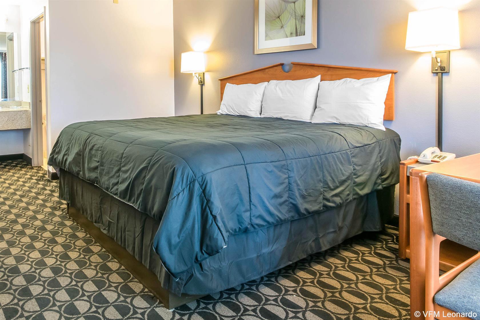 Studio 6 Suites Louisville Ky Airport/Expo Center Екстериор снимка