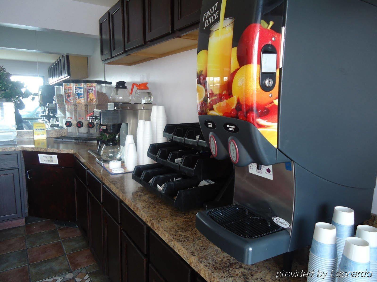 Studio 6 Suites Louisville Ky Airport/Expo Center Екстериор снимка